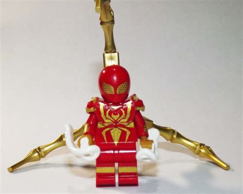 Spider-man Iron Suit Armor Minifigure | minifigureoutlet