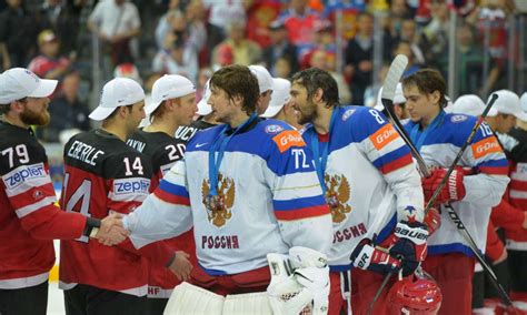 Team Russia walks off ice before Canadian anthem at hockey championship ...