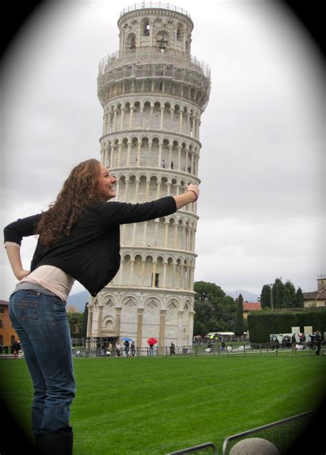 Florence in the Fall: The Leaning Tower of Pisa