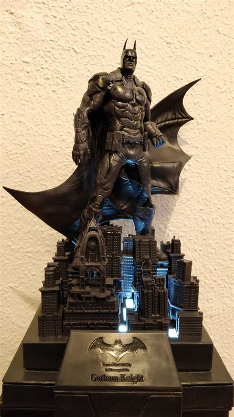 Batman de la edición coleccionista del videojuego Arkham Knight