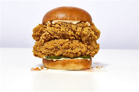 Popeyes Launches New Golden Bbq Chicken Sandwich Daily Mail Online