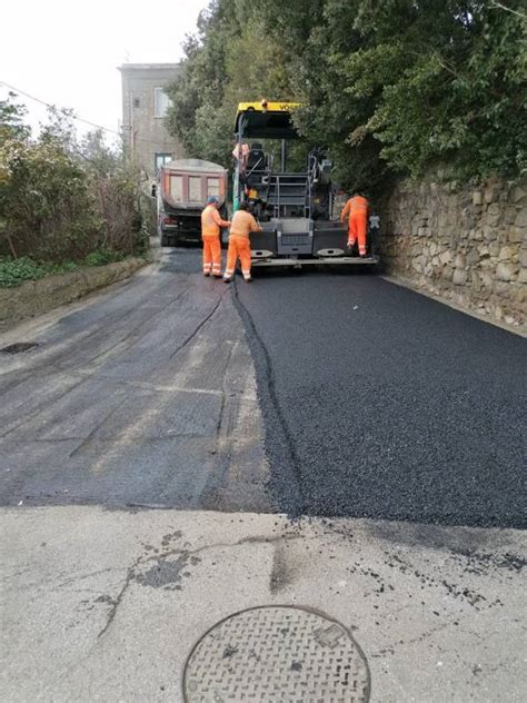 Piano Di Sorrento Dopo Anni Si Ripavimenta Via Cermenna Ai Colli Di