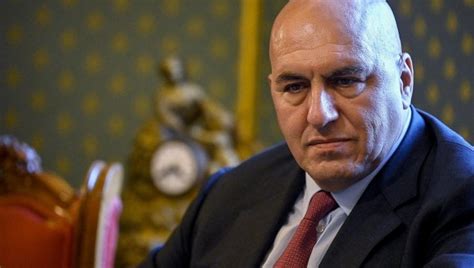 Guido Crosetto chi è il ministro della Difesa nel governo Meloni la