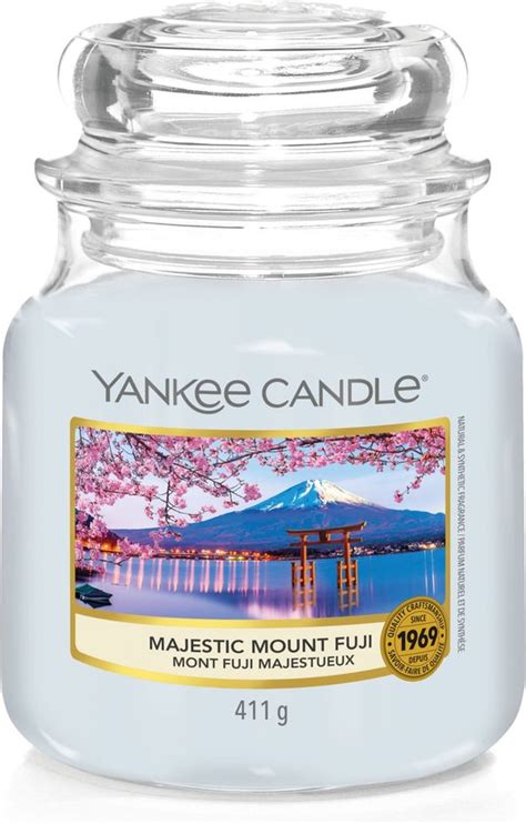 Yankee Candle Medium Jar Geurkaars Majestic Mount Fuji Bol