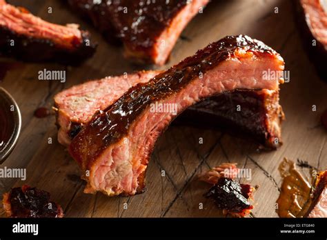 Homemade Smoked Barbecue Pork Ribs Ready To Eat Stock Photo Alamy