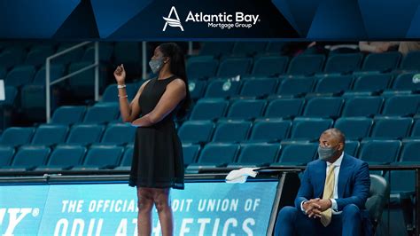 Minium Odu Womens Basketball Coaches Dressed For Success For Delisha