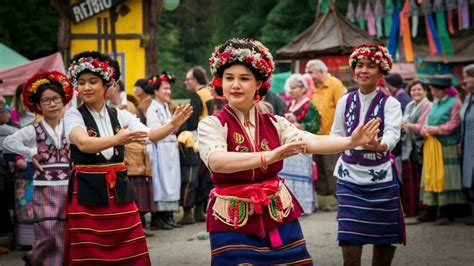 Mengenal Budaya Lokal Yang Memukau Menelusuri Kekayaan Warisan Tradisional