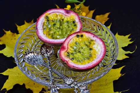 Passion Fruit Fruit Exotic Fruits Passiflora Edulis Still Life