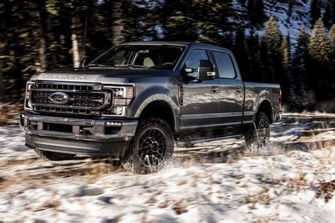 The 2022 Ford F-150 Darkens With the Lariat Black Appearance Package