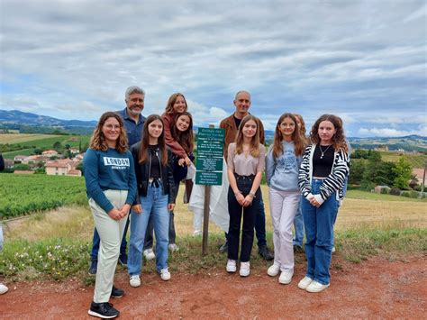 Val Doingt Bois Doingt La Fresque Des Coll Giens Inaugur E