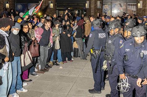 Plus De Arrestations Dans La Nuit New York Apr S Des