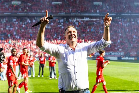 FC Twente Geeft Programma Van Open Dag Met Optreden Twentefans Nl