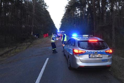 Pomorze W wypadku zginął 40 latek Policja ustala co się stało na