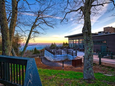 The 10 Best Virginia Mountain Resorts to Visit - Blue Ridge Mountains ...