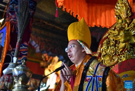 Panchen Rinpoche Attends Religious Activities In Tibet S Drepung