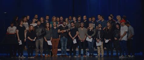 Les Youtubeurs Fran Ais Chantent Imagine En Hommage Aux Victimes