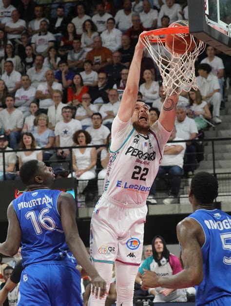 Basket Ball Pro B Boulazac Tient Son Ticket Pour La Finale