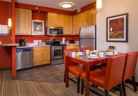 Residence Inn Arlington Ballston - SixSuitcaseTravel