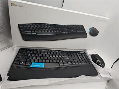 Microsoft Ergonomic Wireless Sculpt Comfort Desktop Usb Keyboard And Mouse 885370595895 Ebay