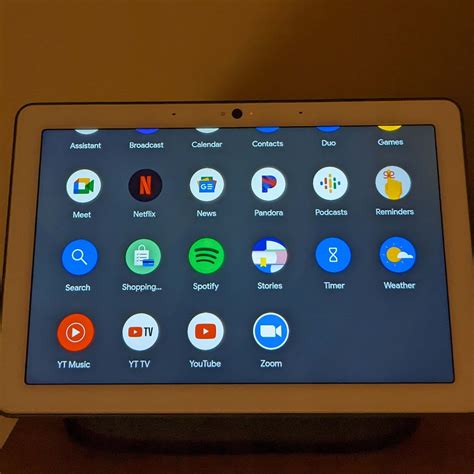 Nest Hub 'Search' shortcut just opening Google.com - 9to5Google