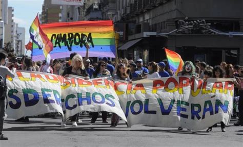 Las Fotos De La Novena Marcha Del Orgullo Lgbtiq En Bahía Blanca La Nueva