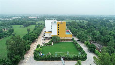 Country Inn & Suites By Radisson Gurgaon Sohna Road 헕헢헢헞 Gurgaon Hotel