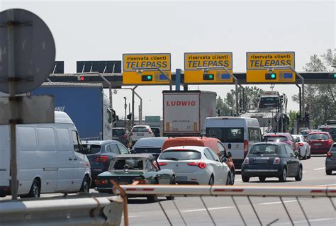 Autostrade Traghetti E Treni In Toscana Un Estate Di Viaggi A