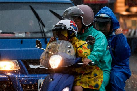 Typhoon Haikui Sweeps Across Taiwan Weakens To A Severe Storm