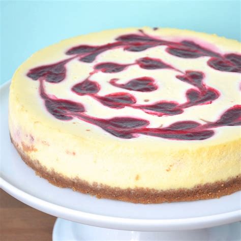 Cranberry Cheesecake | Petra Cakes