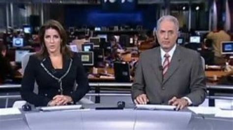 Desencontro entre Pelajo e Waack produz momento cômico no Jornal da