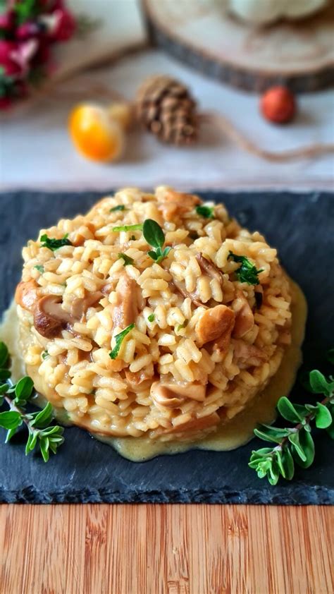 Risotto Ai Funghi Porcini Mantecato Al Gorgonzola Al Cucchiaio