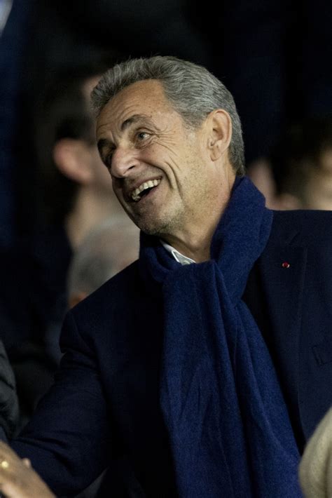 Photo Nicolas Sarkozy Célébrités dans les tribunes du match aller