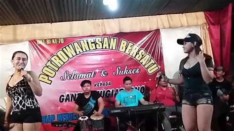 Uut Selly Hot YouTube