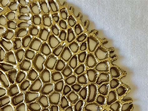 128 bus stops are being renovated to include heated seating zones 1