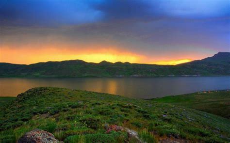 Neor Lake The Hand Of The Nature Painter Among The City Of Talesh In Gilan