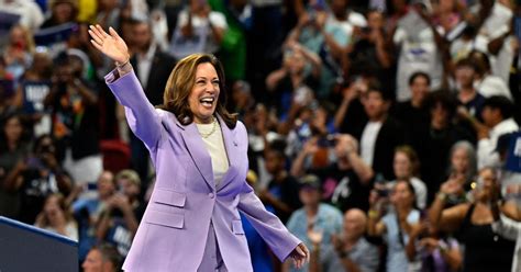 Kamala Harris Goes Viral With ‘cringe New Accent At Detroit Rally