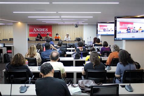 Adufal participa de reunião do Setor das Ifes em Brasília