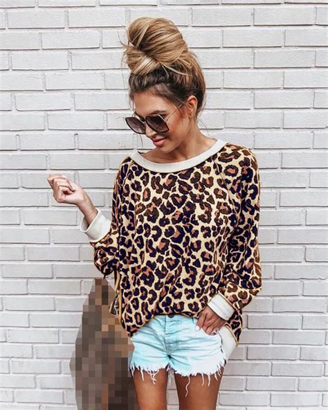 Women Sexy Winter Hoodies Leopard Printed Long Sleeve Sweatshirts