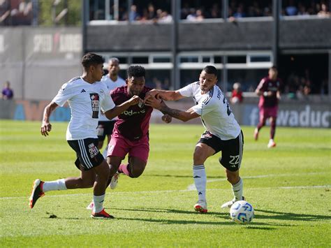 River volvió a mostrar su falta de gol, empató con Riestra en el Bajo