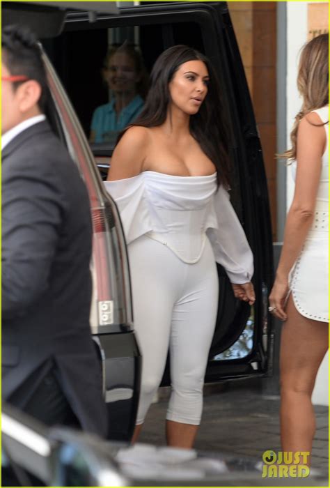 Kim Kardashian Flaunts Curves Cleavage In White Jumpsuit Photo Sexiz Pix