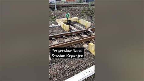 Wesel Dan Rel Bergeser Di Sinyal Keluar Stasiun Kepanjen Kereta Youtube