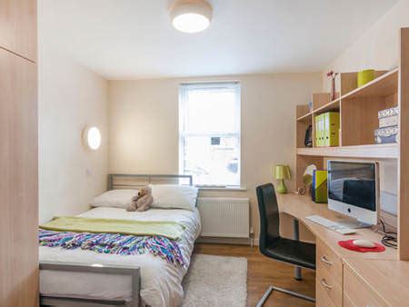 University of Manchester Student Housing • Student.com