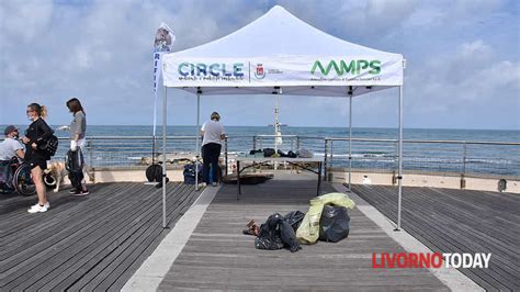 Pulizia Straordinaria Delle Spiagge Livornesi