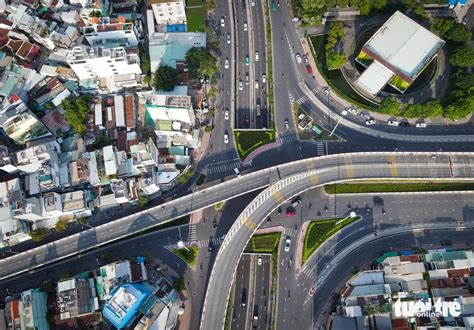 3 Story Intersections Prove Effective In Easing Congestion In Ho Chi Minh City Tuoi Tre News