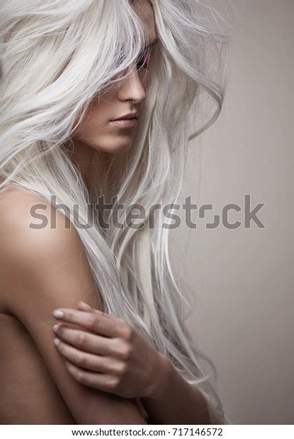 Pretty Nude Woman Lush Coiffure Stock Photo Edit Now 717146572