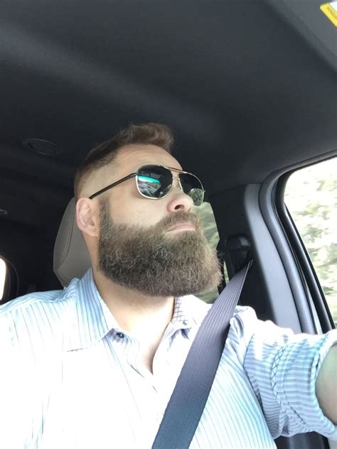 Pin On Beard Car Selfies