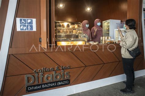 PEMBERDAYAAN DISABILITAS MELALUI PRODUK UMKM ANTARA Foto