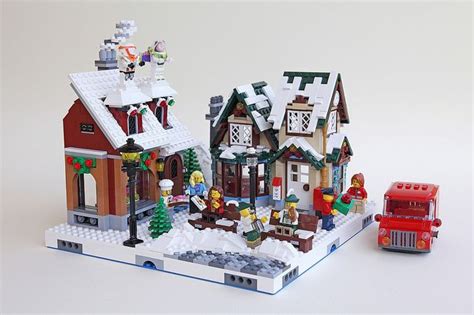 Lego Winter Village Post Office The set employs many advanced building ...