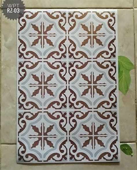 detail keramik motif tegel kunci koleksi nomer