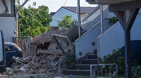 Explosion Haus stürzt teilweise ein